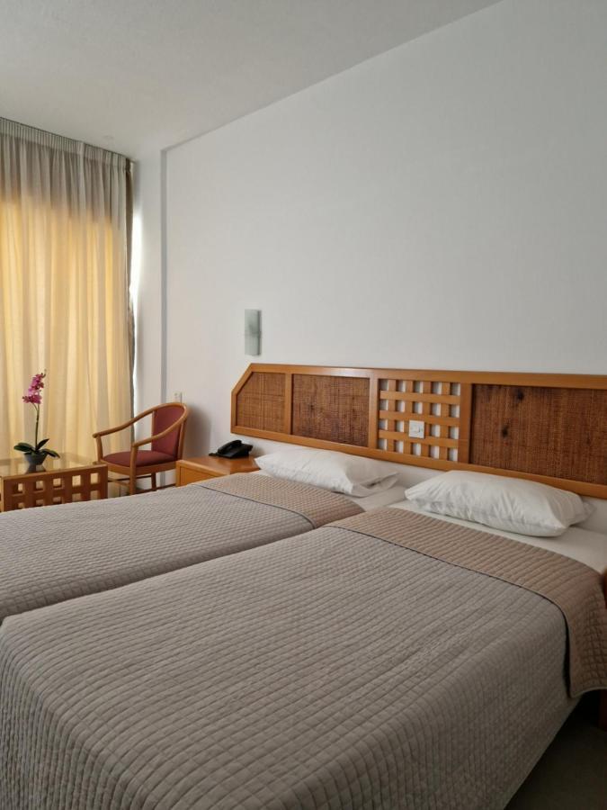 Navarria Blue Hotel Limassol Luaran gambar